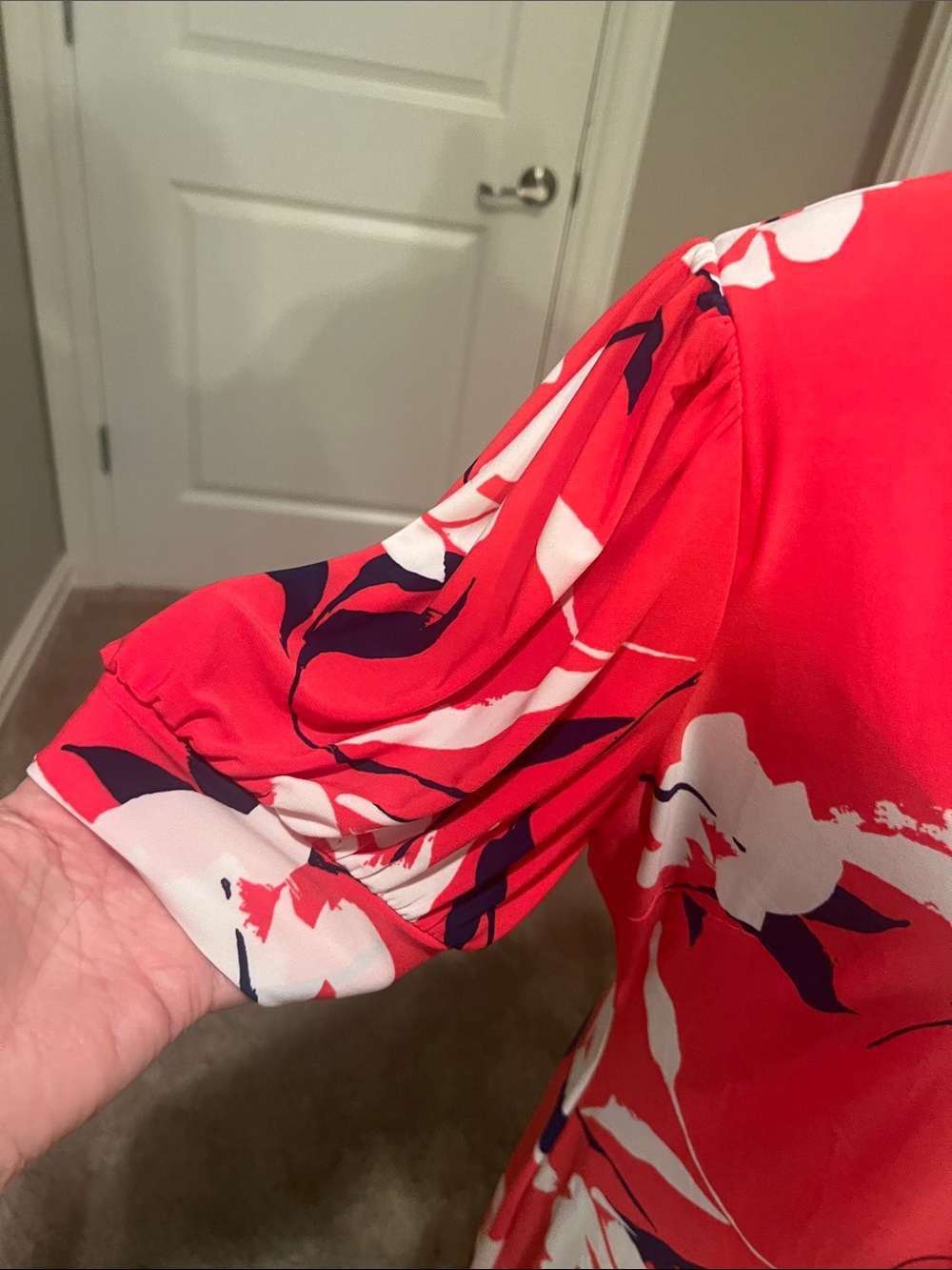 Coral Floral V-Neck Midi Dress with Navy & White Accents Size 14 - Picture 4 of 10